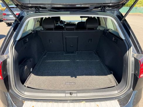 Used 2018 Volkswagen Golf Alltrack S AWD/4WD image 10