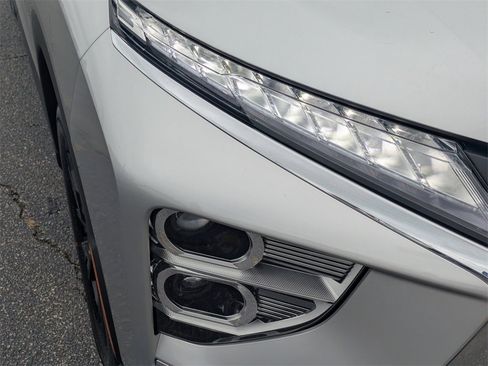 New 2025 Mitsubishi Eclipse Cross AWD image 9