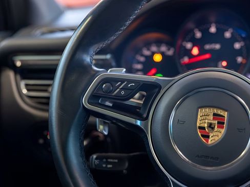 Used 2021 Porsche Macan GTS w/ Premium Package Plus (PF9) AWD/4WD image 34