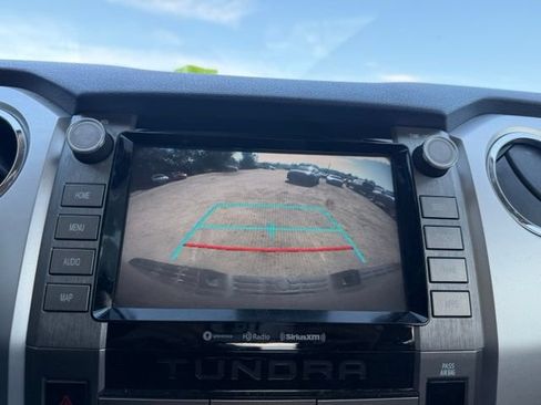 Used 2021 Toyota Tundra SR5 w/ SR5 Upgrade Package AWD/4WD image 19