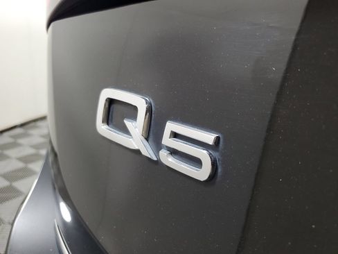 Used 2017 Audi Q5 2.0T Premium Plus w/ Technology Package AWD/4WD image 7