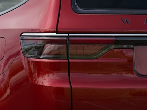 New 2025 Jeep Wagoneer Series III w/ Quick Order Package 25C Super image 9