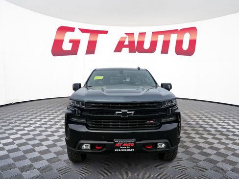 Used 2022 Chevrolet Silverado 1500 LT Trail Boss w/ LT Trail Boss Premium Package AWD/4WD image 2