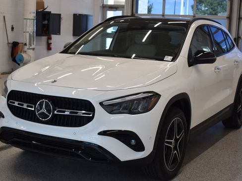 New 2026 Mercedes-Benz GLA 250 4MATIC image 9