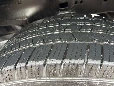 Used 2018 RAM 2500 Laramie w/ Sport Appearance Group AWD/4WD image 8