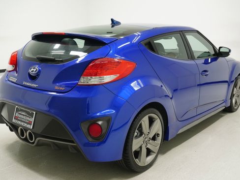 Used 2013 Hyundai Veloster Turbo image 4