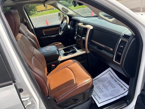 Used 2016 RAM 1500 Laramie Longhorn w/ Convenience Group AWD/4WD image 31