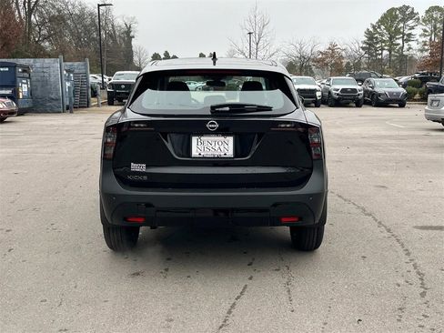 New 2026 Nissan Kicks S image 5