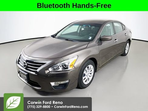 Used 2015 Nissan Altima 2.5 S w/ Power Driver Seat Package FWD image 3