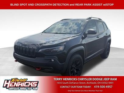 Used 2019 Jeep Cherokee Trailhawk w/ Comfort/Convenience Group