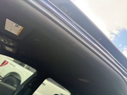 Used 2024 Toyota Corolla SE image 11