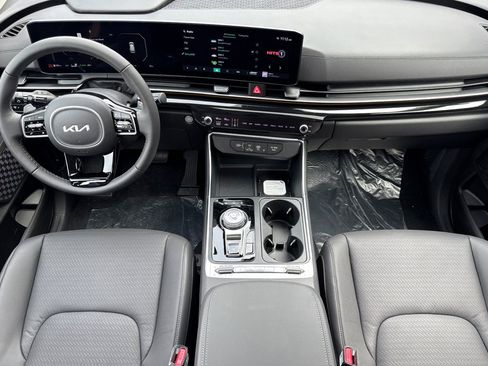 New 2026 Kia Carnival SX Prestige image 13