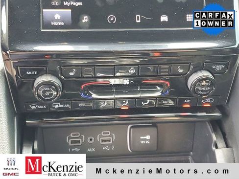 Used 2024 Jeep Grand Cherokee L Altitude RWD image 19