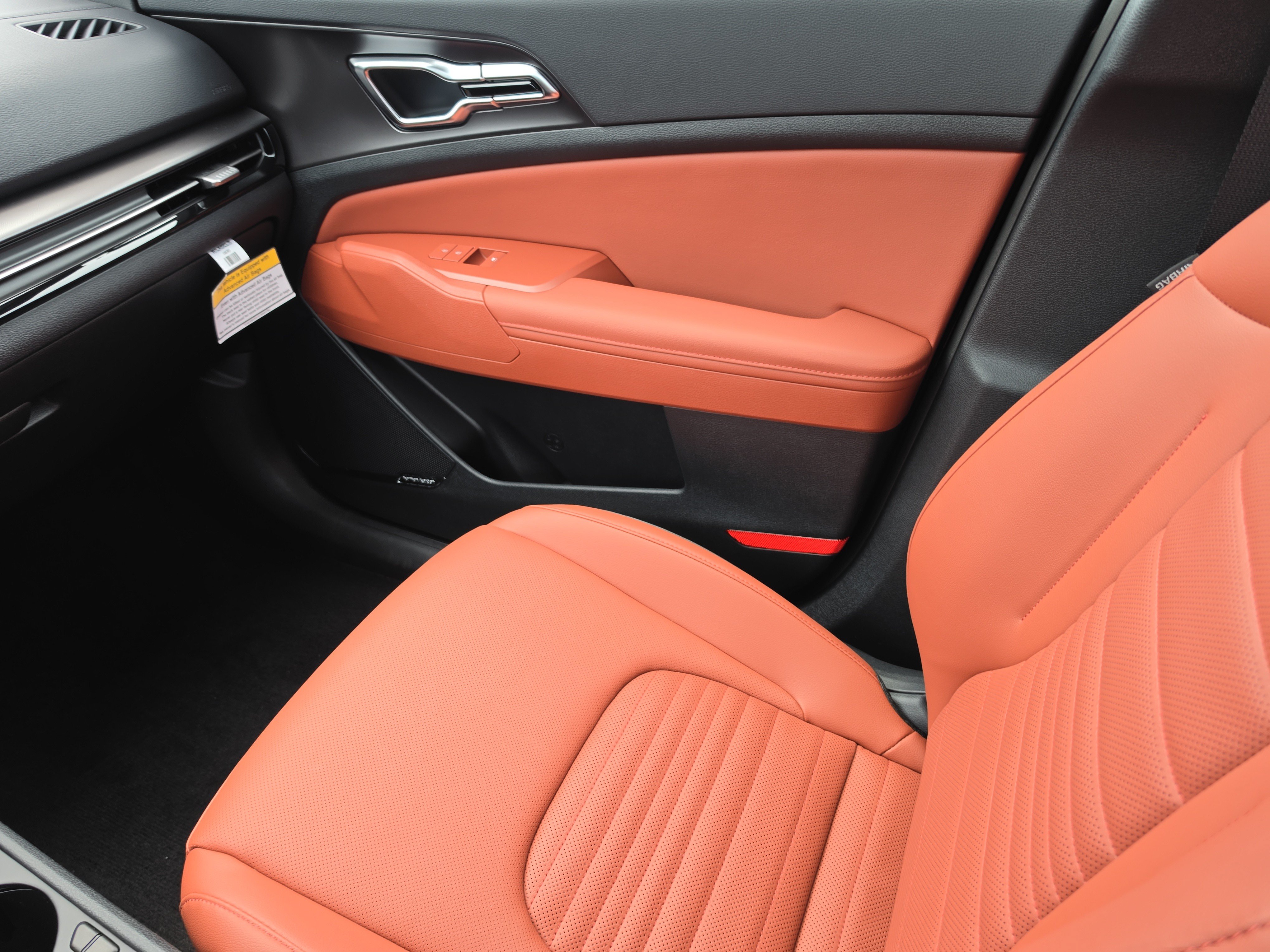 New 2026 Kia Sportage SX FWD image 16