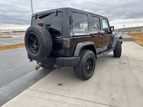 Used 2017 Jeep Wrangler Unlimited Sahara w/ Connectivity Group image 3