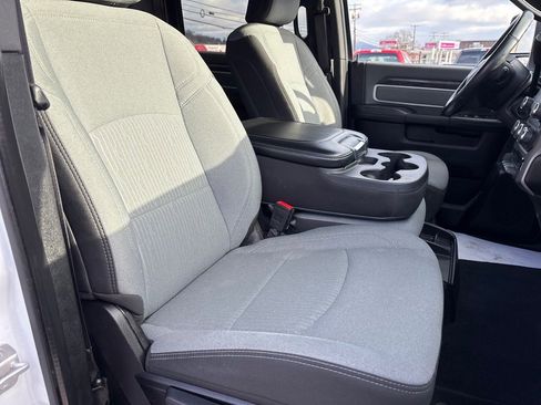 Used 2023 RAM 2500 Big Horn w/ Level 1 Equipment Group image 26