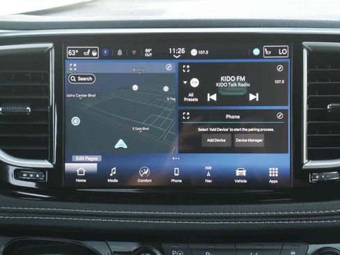 Certified 2024 Chrysler Pacifica Limited FWD image 8