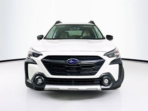 Used 2025 Subaru Outback Limited w/ Popular Package #2 image 5