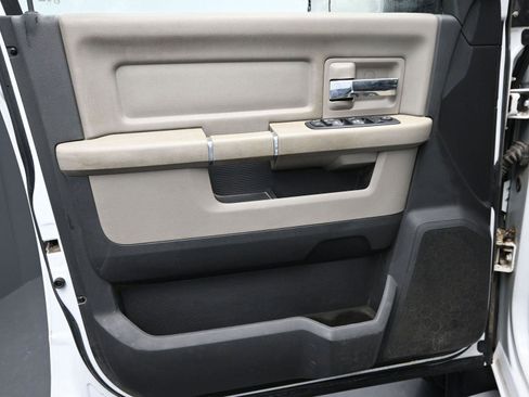 Used 2011 RAM 2500 Big Horn image 15