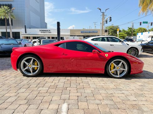 Used 2011 Ferrari 458 Italia Coupe RWD image 10