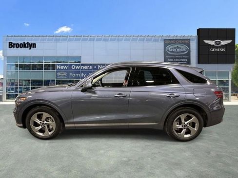 Used 2026 Genesis GV70 2.5T Select AWD/4WD image 2