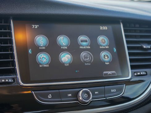 Used 2017 Buick Encore Essence image 13