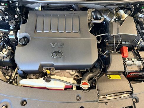 Used 2016 Toyota Avalon XLE Premium image 48