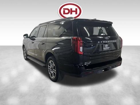 Used 2025 Ford Expedition Max Active AWD/4WD image 10