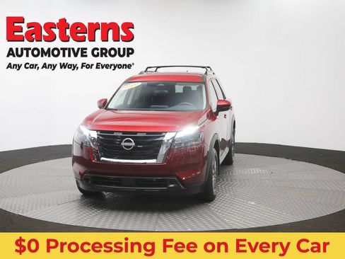 Used 2024 Nissan Pathfinder SV AWD/4WD image 55