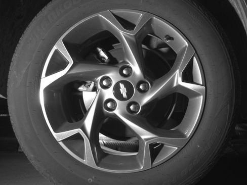 Used 2025 Chevrolet Trax LT w/ LT Convenience Package image 15