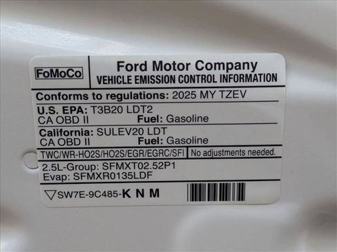Used 2025 Ford Escape SE w/ PHEV Premium Package FWD image 28
