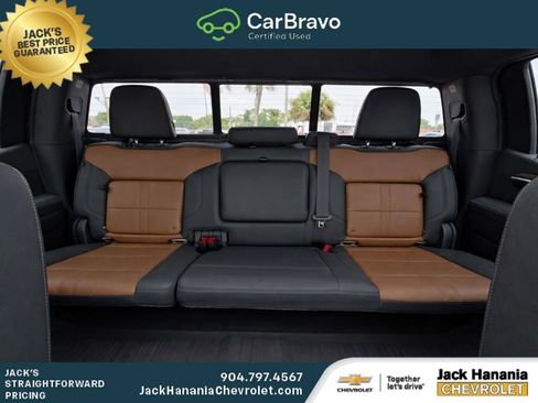 Used 2023 Chevrolet Silverado 1500 High Country w/ High Country Premium Package AWD/4WD image 19