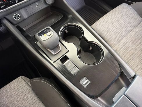 Used 2023 Nissan Rogue SV FWD image 25