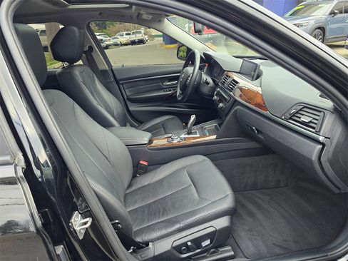 Used 2013 BMW 335i xDrive 335i xDrive image 11
