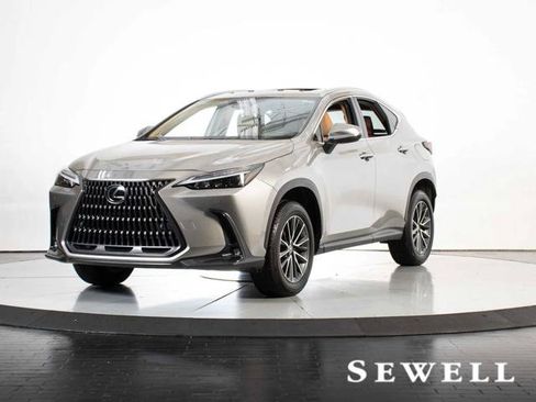 Certified 2025 Lexus NX 250 FWD w/ Towing Package (2000 Lbs) image 1