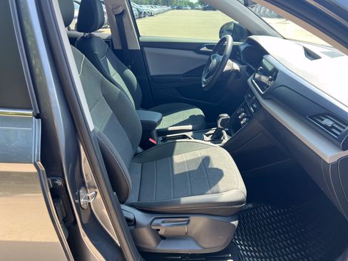 Certified 2023 Volkswagen Taos SE FWD image 28