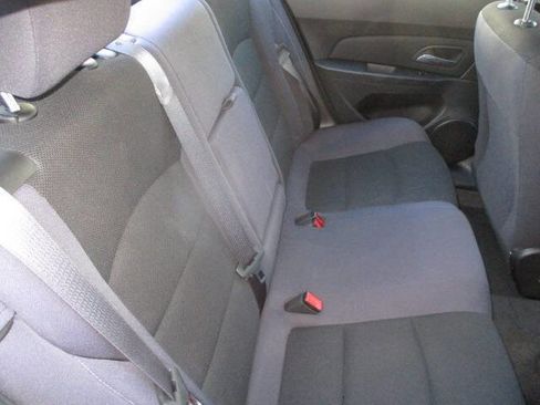 Used 2014 Chevrolet Cruze LT image 26