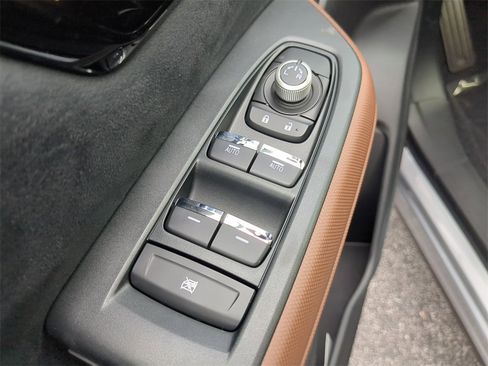 New 2025 Subaru Forester Touring image 18