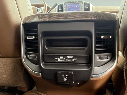 Used 2021 RAM 2500 Laramie AWD/4WD image 9