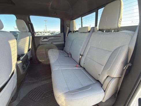 Certified 2024 Chevrolet Silverado 1500 LT Trail Boss w/ Convenience Package II image 16