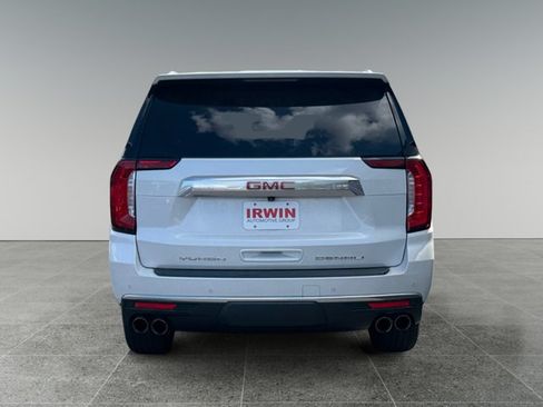 Used 2021 GMC Yukon XL Denali AWD/4WD image 4