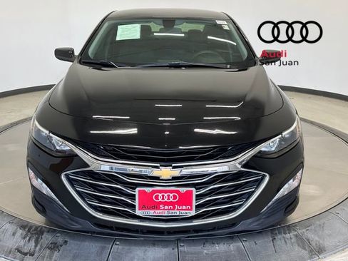 Used 2019 Chevrolet Malibu LT image 2