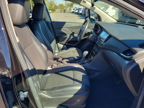 Used 2017 Buick Encore Preferred image 7