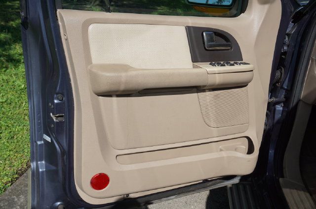 Used 2004 Ford Expedition Eddie Bauer RWD image 26