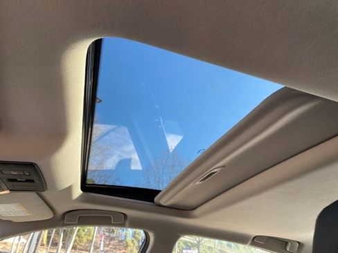 Used 2023 Nissan Altima 2.5 SL image 16