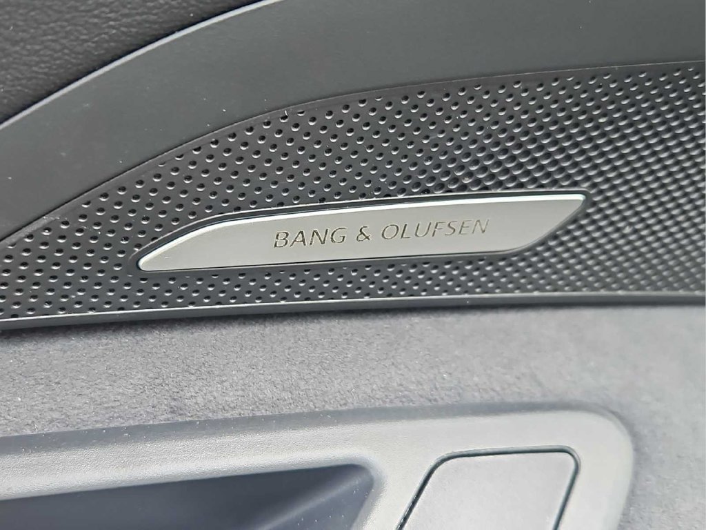 New 2026 Audi SQ5 Premium Plus AWD/4WD image 8