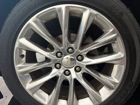 Used 2019 Chevrolet Tahoe Premier w/ Premier Plus Edition AWD/4WD image 5