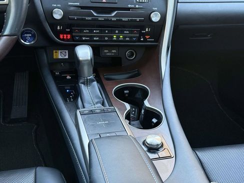 Used 2022 Lexus RX 450h AWD w/ Premium Package image 20