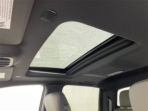 New 2026 Chevrolet Colorado ZR2 w/ Technology Package image 12