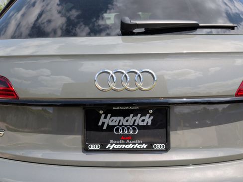 Used 2023 Audi SQ5 Prestige w/ Prestige Package AWD/4WD image 36
